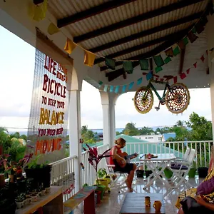  Séjour chez l'habitant Happy Hippies House Guadeloupe