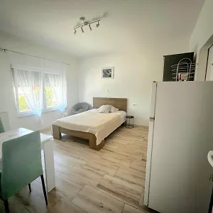  Apartament Maria Gloria